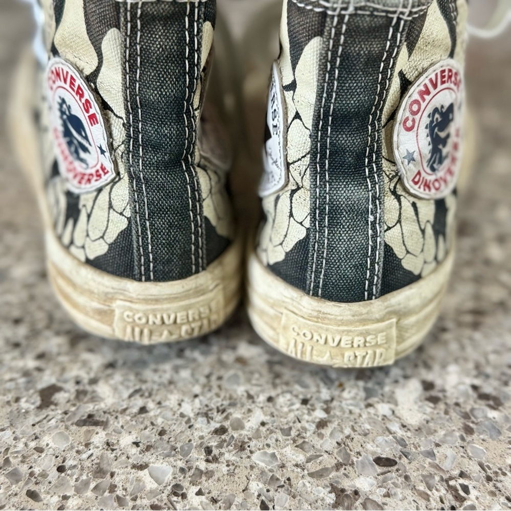 Converse Kids l High-Top T-Rex Sneakers l Size:11C - Picture 7 of 11